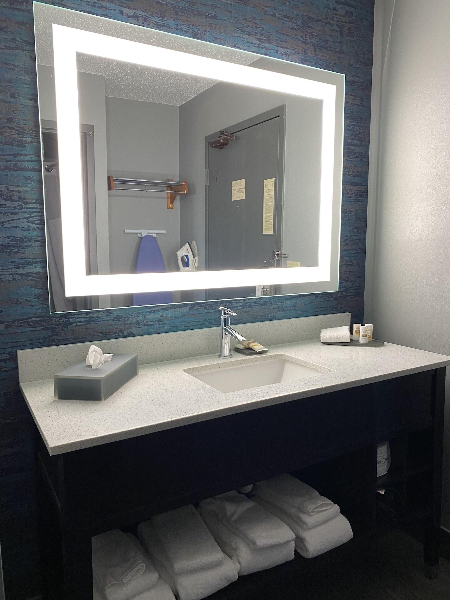 La Quinta Inn by Wyndham Wausau Bagian luar foto