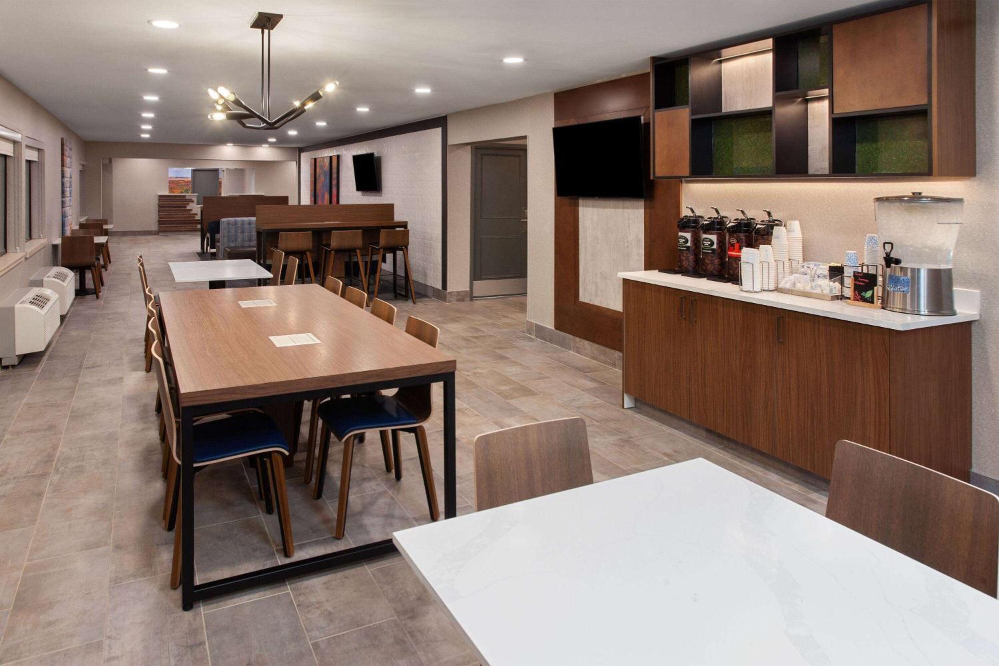 La Quinta Inn by Wyndham Wausau Bagian luar foto